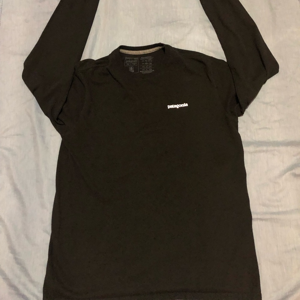 Patagonia Patagonia Patagonia enough said size medium long sleeve top